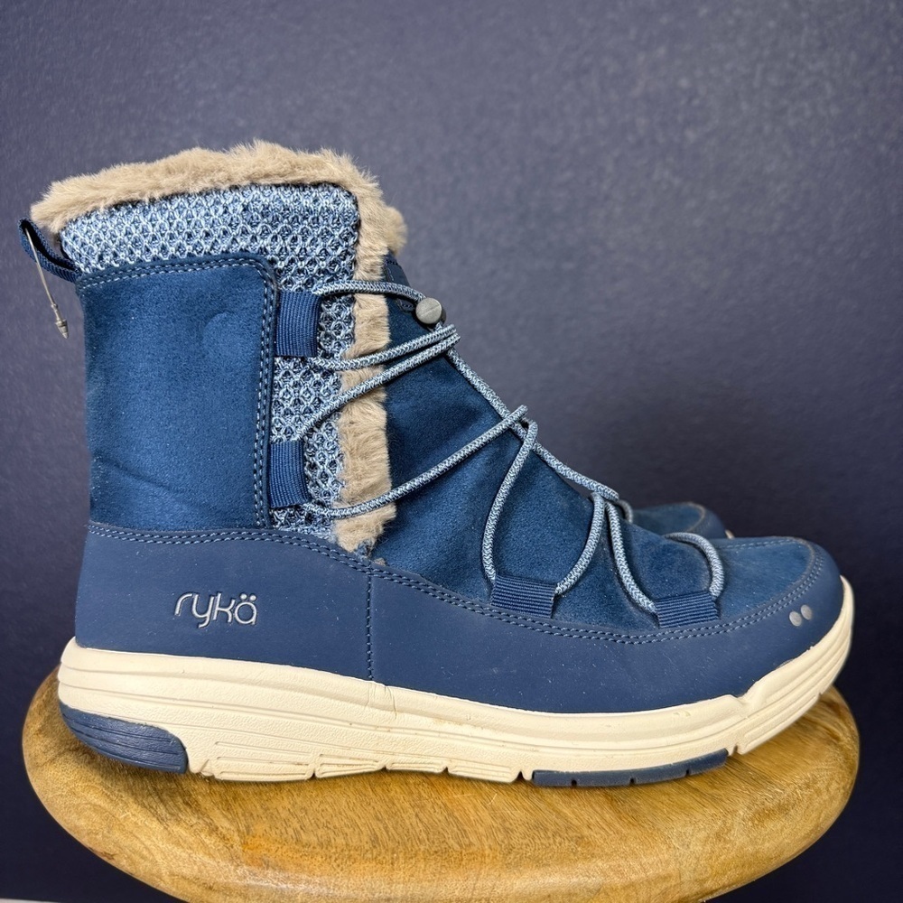 Ryka Aubonne Winter Boots, Navy, Size 10 WIDE - Picture 4 of 9
